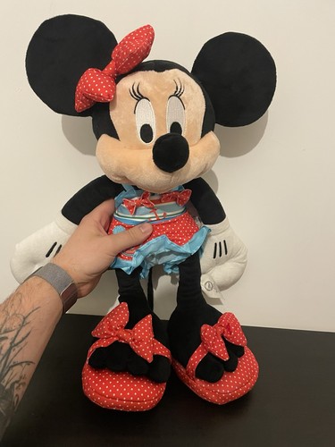 Disney store summer - disney,