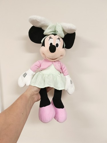 Disney minnie mouse plush - minnie,