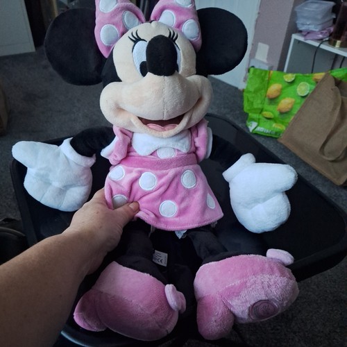 Minnie mouse plush toy - minnie,