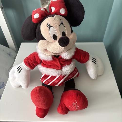 Rare disney store - 2010, minnie