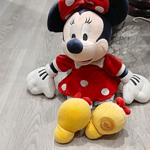 Disney minnie mouse plush - minnie,
