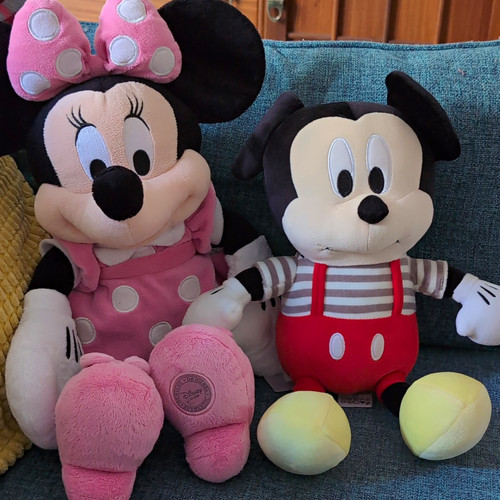 Disney store minnie mouse - minnie, &