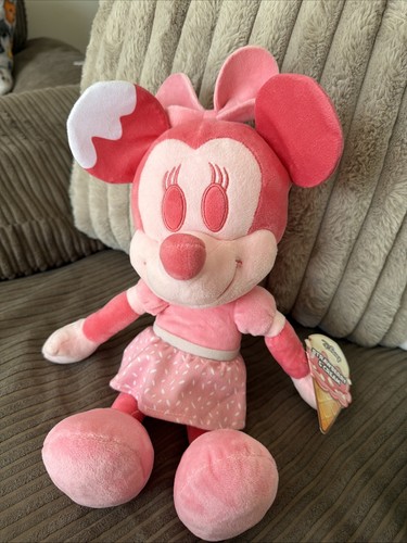 Minnie mouse strawberry and - minnie,