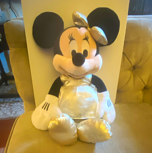 Disney store minnie mouse - store,